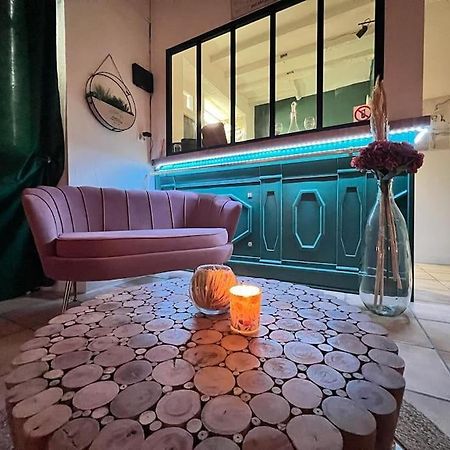 Suite Romance - Jacuzzi Moret-sur-Loing Buitenkant foto