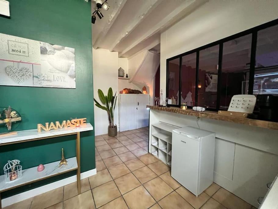 Suite Romance - Jacuzzi Moret-sur-Loing Buitenkant foto